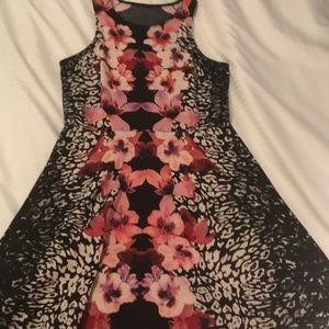 Really cute leopard and floral print shift dress!